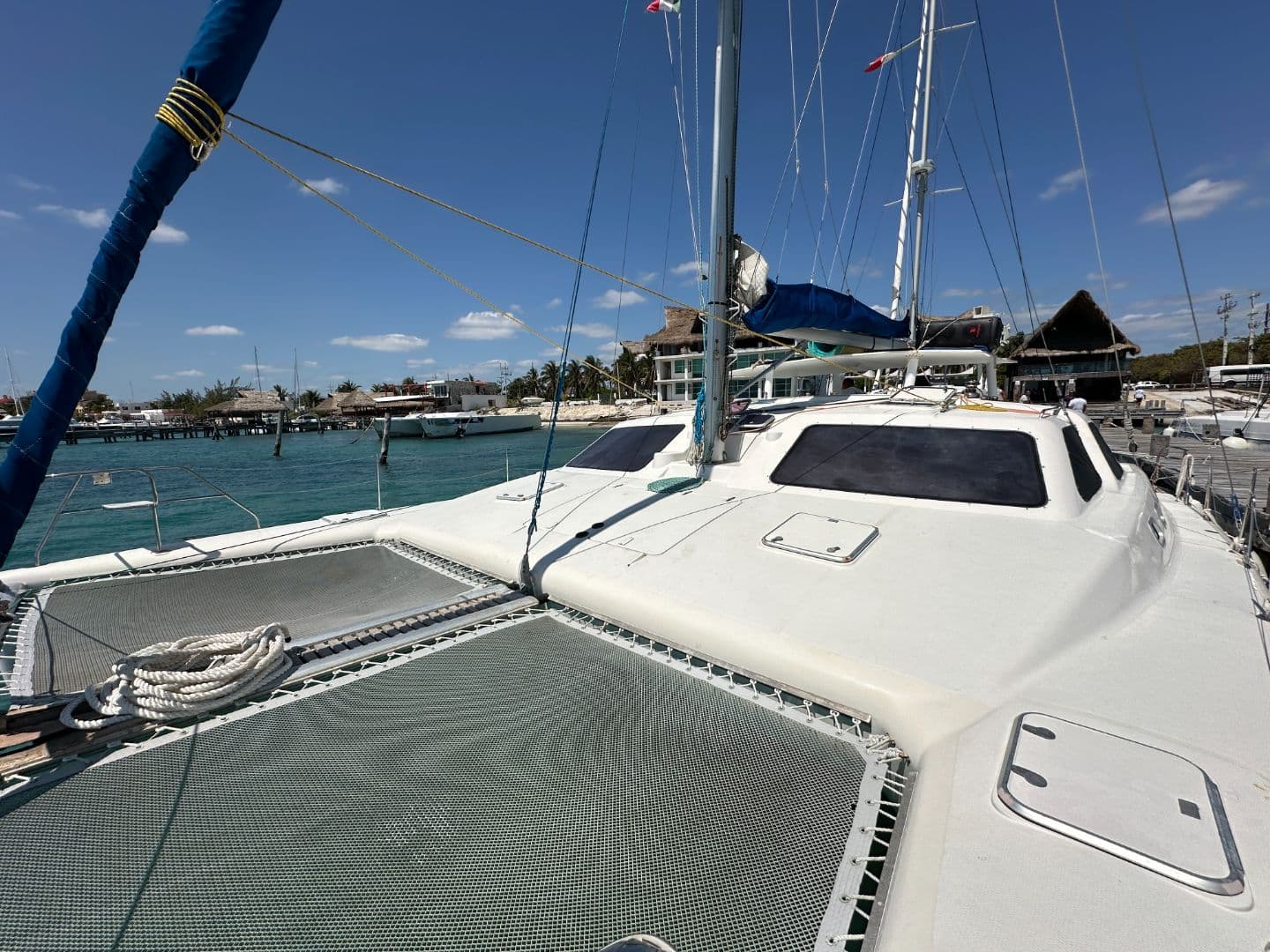 Tour Calmaran a Isla mujeres marina M&T Puerto Juárez